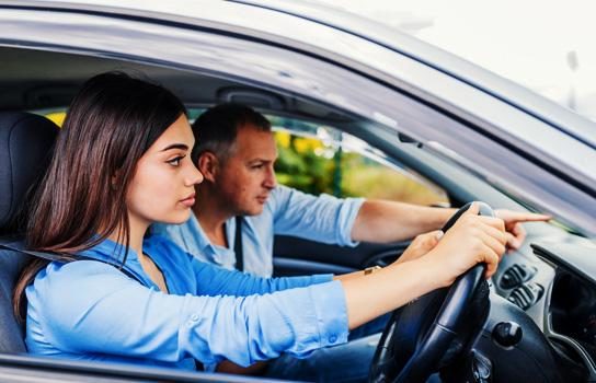 Driving Lessons Surrey Hills, Driving School in Melbourne